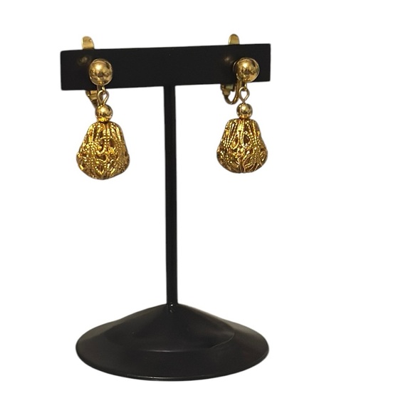 Vintage filigree, gold town drop dangle clip on earrings estate jewelry - Picture 8 of 10